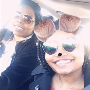 Meet your Posher, Alyssa